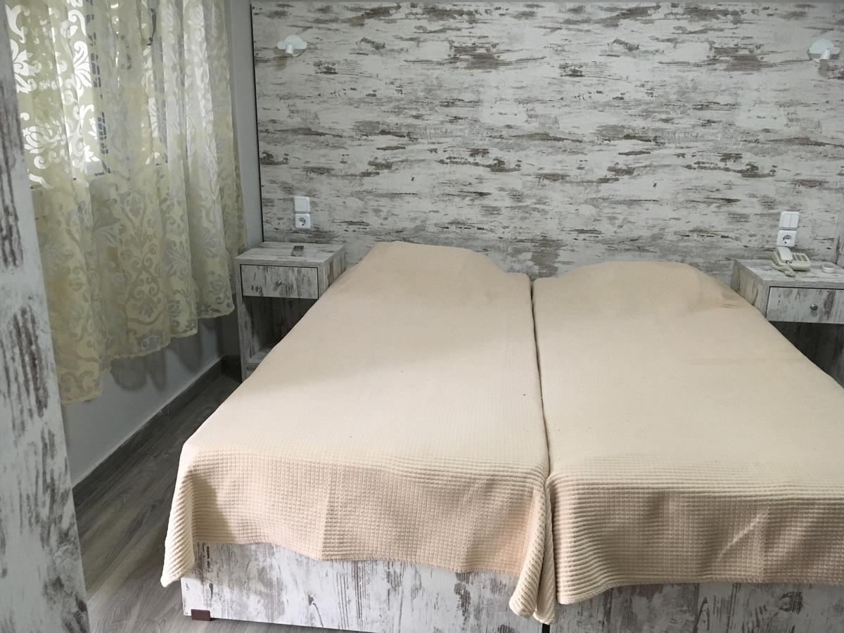 Studios Asteria Loutra Edipsou  Luaran gambar